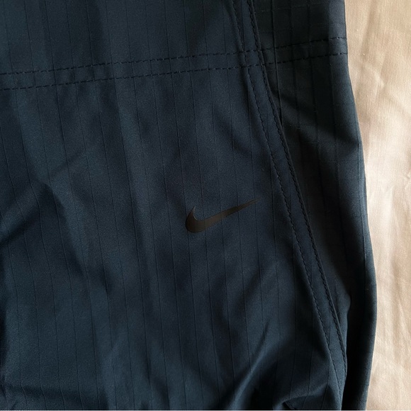 Men’s Nike Dri-FIT APS Woven Pants - Picture 6 of 11